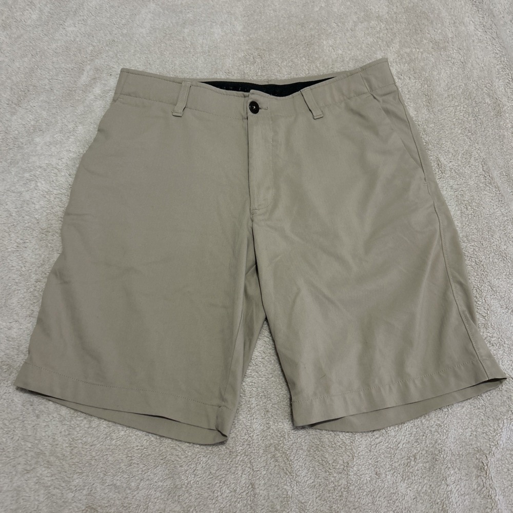 Under Armour Shorts Mens 34 Stretch Brown Flat Front Textured Performance Golf